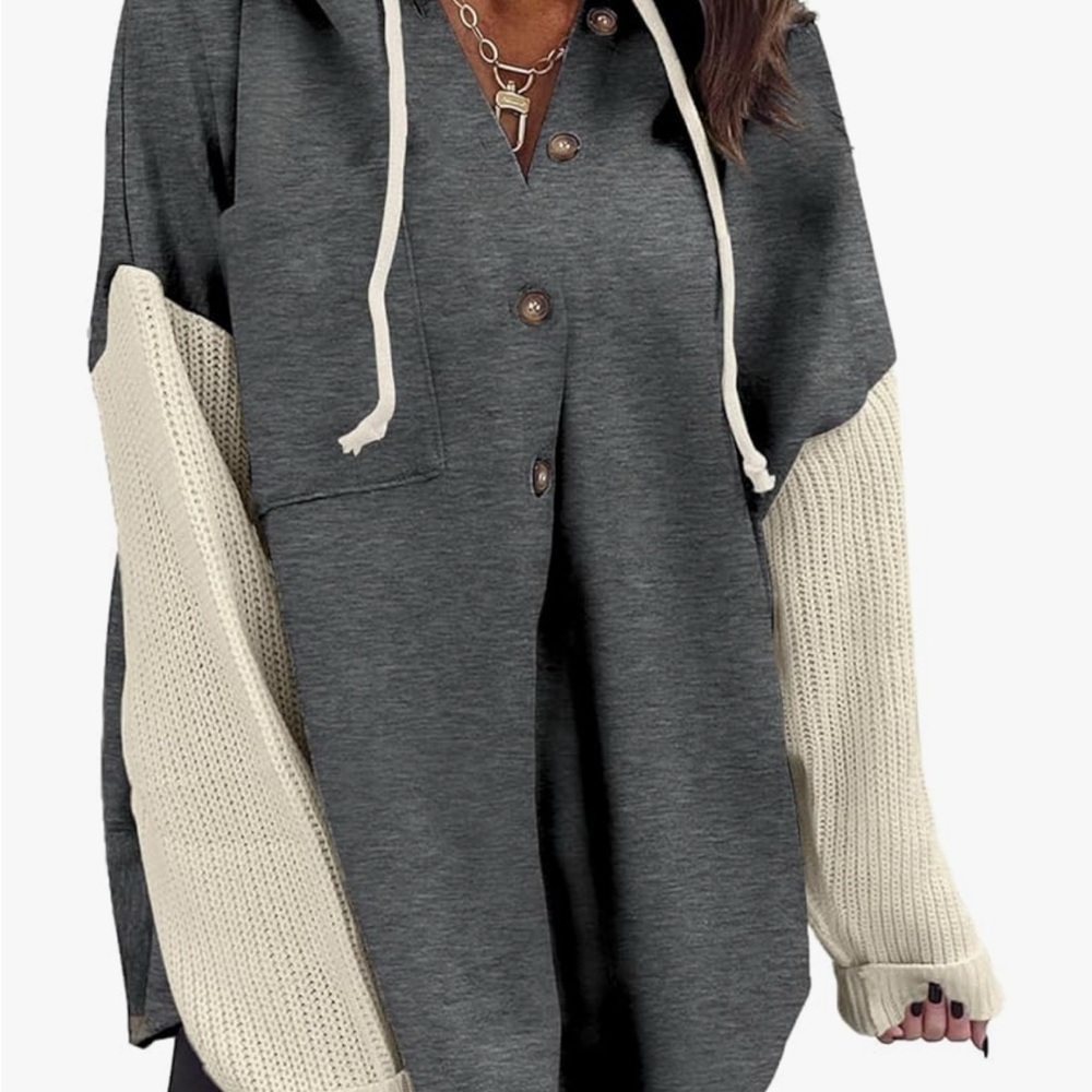SHEWIN Women's Gray and Cream Button-Up Hoodie - (M)